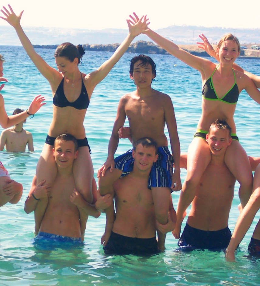 Dzieciaki podczas czasu wolnego nad morzem, St Julian's